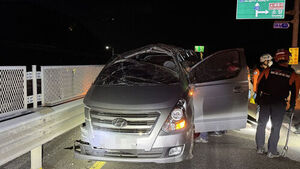 Driver in 70s Investigated for Drunk Driving After Hitting Guardrail