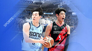 'Look at the Gold Medalists!'... Professional Basketball Opens New Season