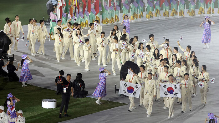 '종합 3위' 대한민국 선수단, 열전 마치고 귀국