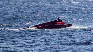 Coast Guard Conducts Overnight Search for 2 Missing Crew After Fishing Boat Capsizes Near Chagwido, Jeju