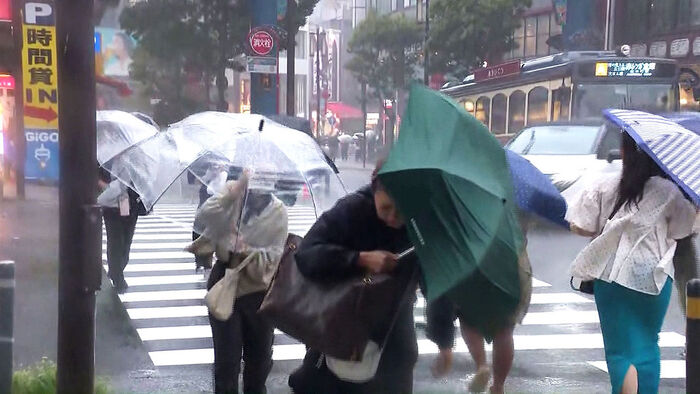 "태풍 세 개가 한꺼번에" 발칵&hellip;한국엔 영향 없나
