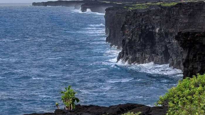 The missing Hawaii Holei Sea Arch (Photo: Captured from Hawaii Volcanoes National Park SNS, Yonhap News)