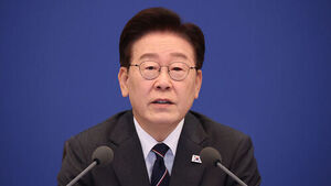 이재명 대통령이 6일 청와대에서 열린 국무회의에서 발언하고 있다.