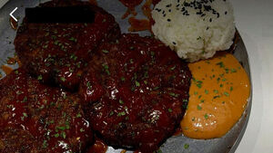 '피떡갈비' 광주 술집 메뉴에 '발칵'&hellip;"몰랐다" 해명에도