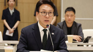 Kim Min-seok: "Better for Chief Justice to Step Down if He Cannot Handle Re-Nomination Issue"