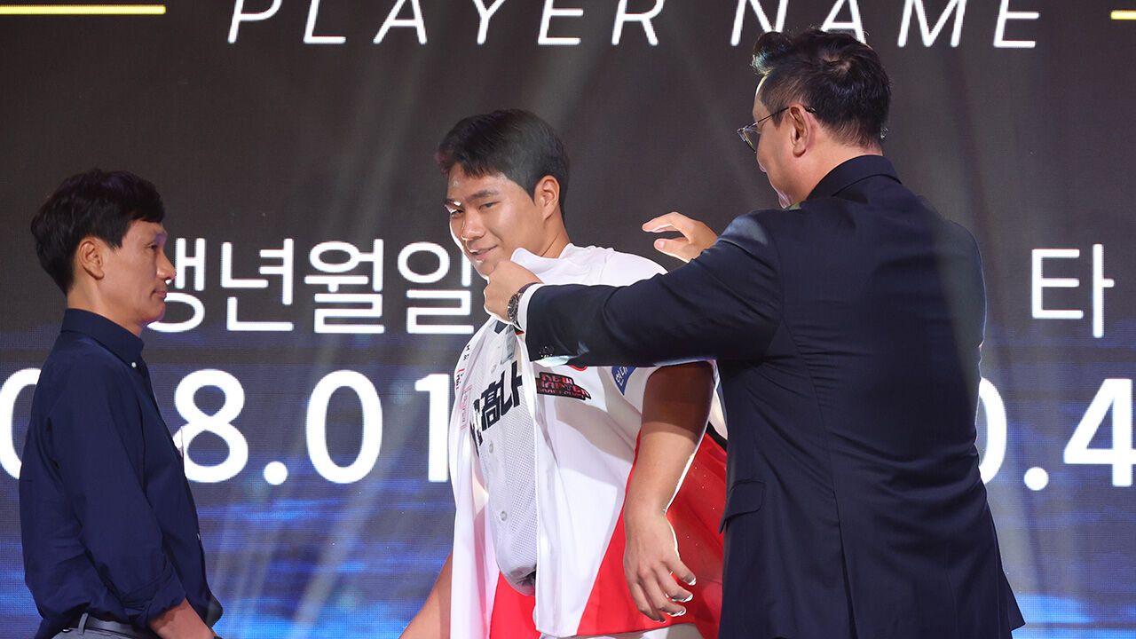 KIA, 1라운드 신인 이호민과 계약금 3억 5천만 원에 계약