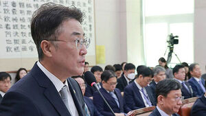 시작부터 충돌&hellip;'한동훈&middot;이화영' 관련 질의 집중