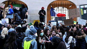 As High School Protests Spread, France to Announce First Set of Measures Later This Month
