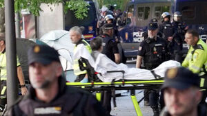 "It Was the Home Where I Lived All My Life"... Elderly Woman Evicted on a Stretcher Passes Away