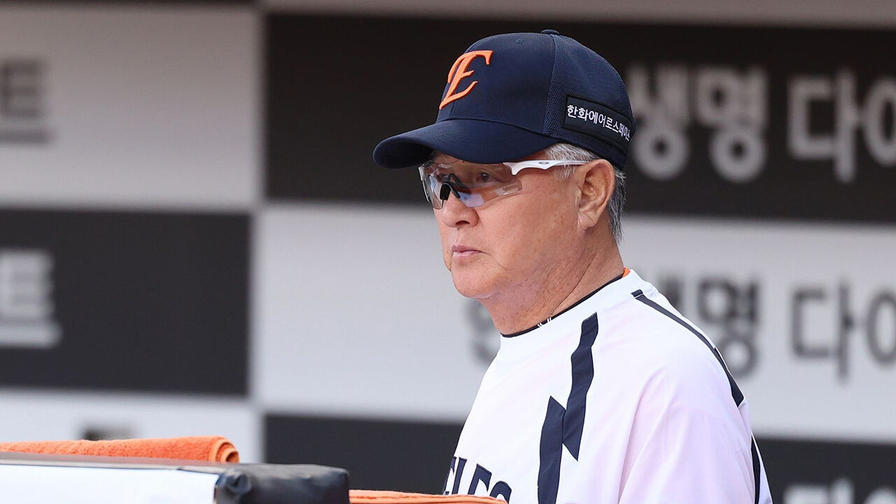Hanwha Manager Kim Kyung-moon