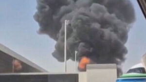 Yemen's Houthi Rebels Warn Against Using Saudi Airports and Airspace, Threaten Full-Scale Strikes