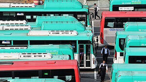 Disappearing Mediator: Gyeonggi Bus Labor and Management Trapped in Financial Crisis