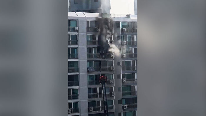 Fire at an apartment in Gwanak-gu, Seoul