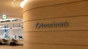 Toss Bank Finally Issues Correction Notice 5 Days After Deposit Error