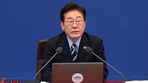 "South Korea-US Alliance Important, but Subservient Attitudes Must Be Avoided"