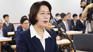 Choo Mi-ae: "Kim Ji-yong Unfit as Pro-Yoon Prosecutor... Staying Silent Would Be Historical Mistake"