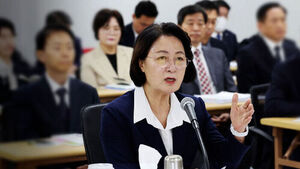 "Not Only Pro-Yoon, but Unfit for Public Office": Choo Mi-ae Launches Fierce Attack