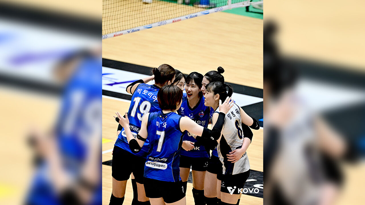 여자배구 기업은행, 정관장 꺾고 컵대회 준결승행