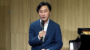 Pianist Son Min-soo Captures Life's Journey in Bach's Well-Tempered Clavier