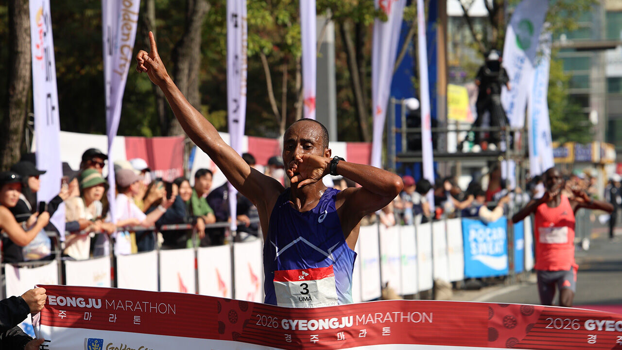 Mulugeta Asefa Uma wins the international men's division (Photo: Courtesy of Korea Association of Athletics Federations, Yonhap News)