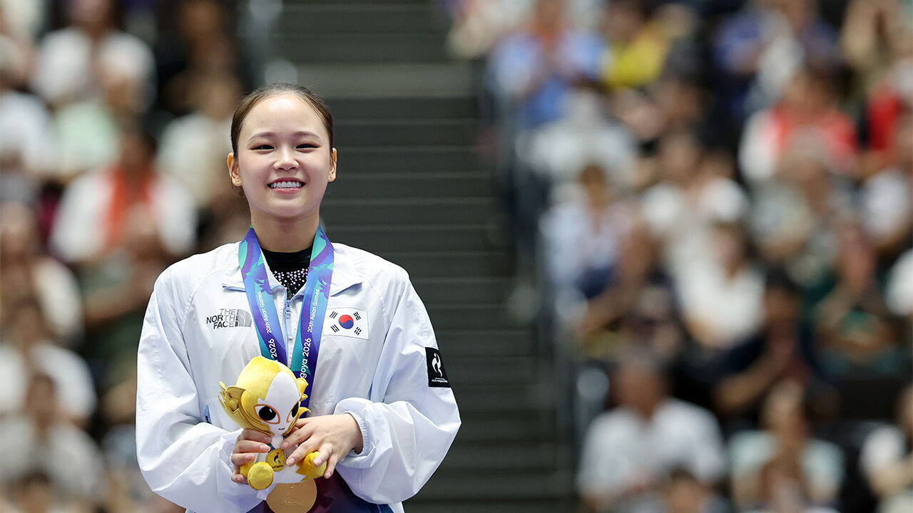 4관왕 여서정, MVP 수상…체조 선수 역대 3번째 영예