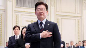 이 대통령 "아시안패러게임 선수들이 보여준 열정, 그 자체로 감동"