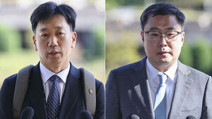 법무부, '재판 집단 퇴정' 검사 2명 '불문경고&middot;무혐의' 의결