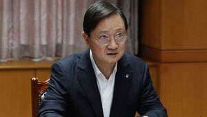 FSS Governor Lee Chan-jin Warns of General Hacking Incidents at Major Securities Firms, Urges IT Security