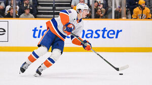 19-Year-Old NHL Player Matthew Schaefer Sets Record by Playing Entire 5-Minute Overtime Without Substitution