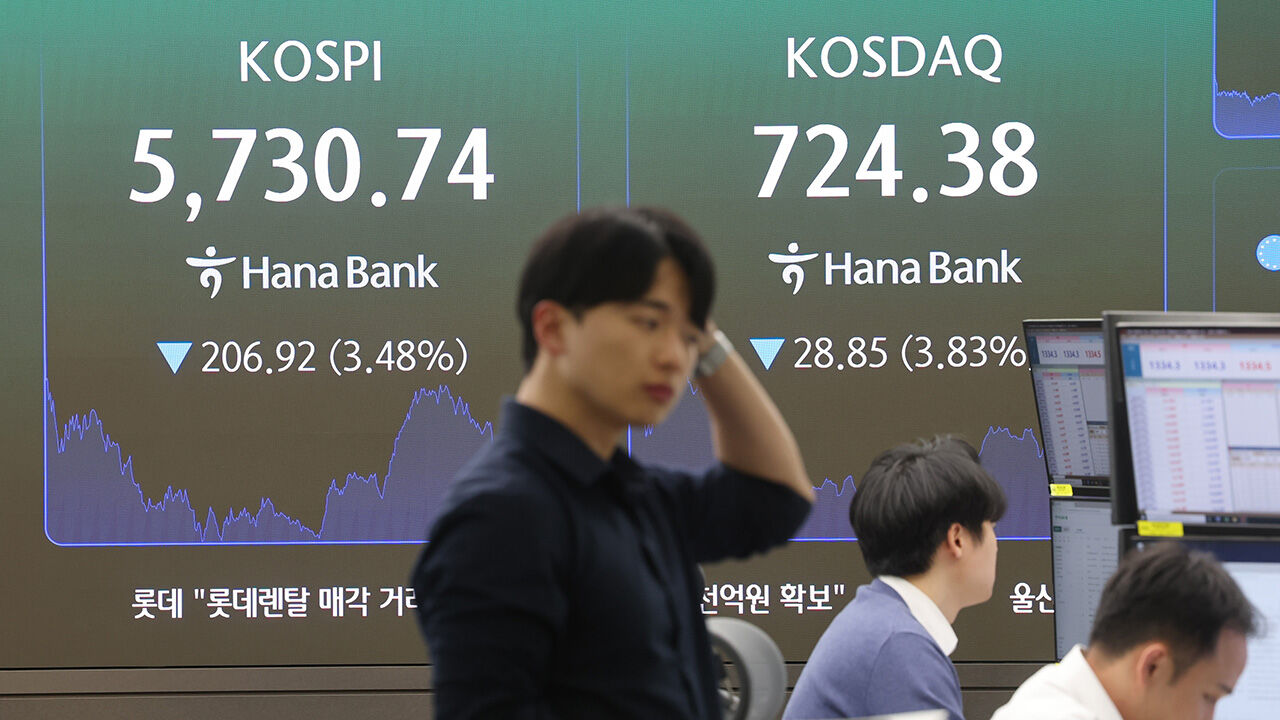 미국 기술주 급락에 반도체주 '우수수'…삼전·닉스 3∼7%↓