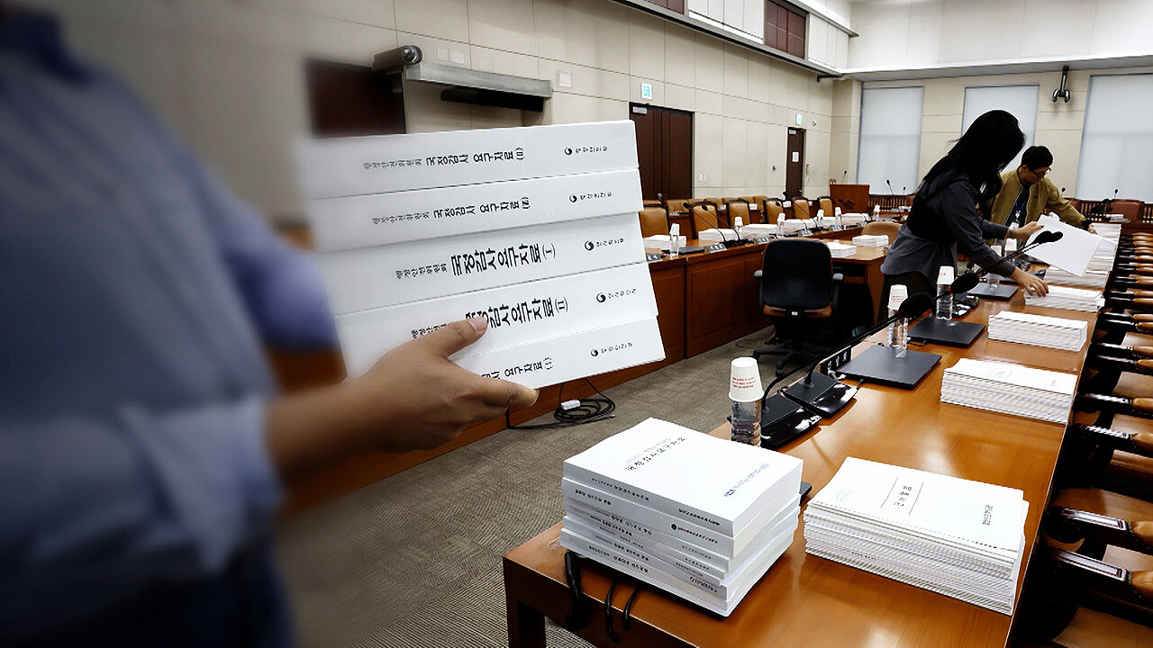 막말·고성에 '쇼츠 경쟁'…정책 검증은 뒷전