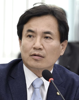 김진태
