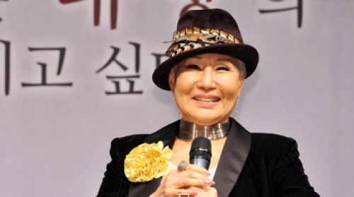 [포토]패티김, '100살까지 노래를 하고 싶어요'