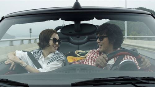 '러브픽션', 2주 연속 예매율 1위