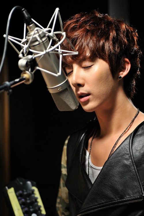 '앙숙' 박광현-김형준, 이젠 노래대결로 승부?