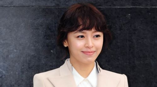 강성연, 10년 만에 DJ 복귀..'책 읽어주는 여자'