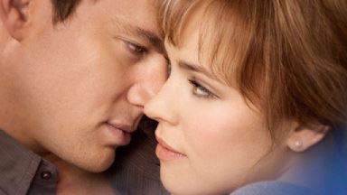 '서약', 박스오피스 2위 데뷔&hellip;'화이트 데이' 전략 통했다