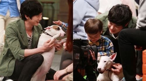 초보MC 유연석, 꽃미소+우월 기럭지 '훈훈'