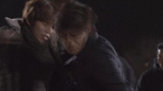 '홀리랜드' 리얼액션, 男心 홀렸다