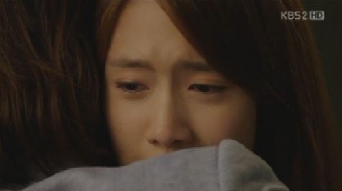 '사랑비' 윤아, 장근석 밖에 없네 '품에 안겨 폭풍눈물'