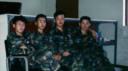 정찬, 현역 군대시절 사진 공개&hellip;&ldquo;지금과 똑같네&rdquo;