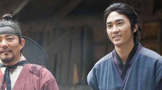 ‘닥터진’ 주연 4인방, ‘신품’ 인기 부럽지 않다