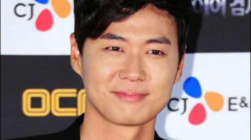 연정훈, 사진 작가 데뷔 ‘전시회 개최’