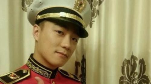 아웃사이더, 연예인 최초 참군인대상 수상