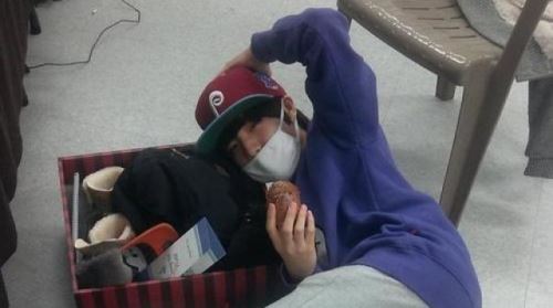 유승우, 팬이 준 선물 처음 받아봐? "환희의 인증샷"