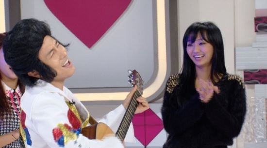 ‘신화방송’ 김동완, 씨스타에 매력발산..보라 ‘대만족’