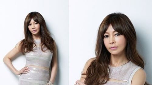 황신혜 절개 드레스, '50대 맞아? 군살 하나 없는 완벽한 몸매 자랑'