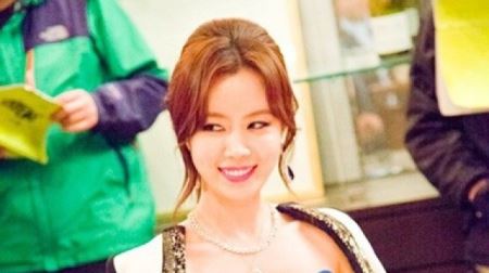 김유미 촬영장 비하인드컷, '도도한 매력이 물씬'