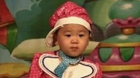 윤후 2년 전 이어 3살 재롱잔치 포착 "러블리한 귀요미 의상도 후야에게 딱이네"