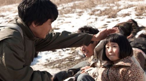 '사도' 스틸컷으로 본 북한 지하 교회의 실상